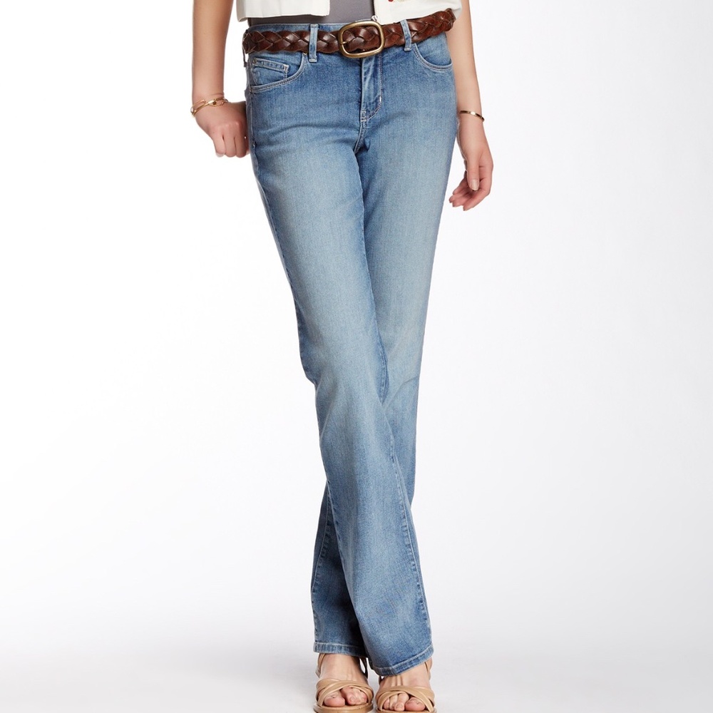 NYDJ ‘ Barbara’ bootcut tummy tuck jeans - Picture 2 of 15